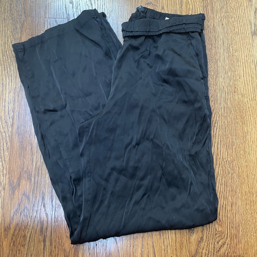 Women’s Zara Black Flowy Pants Size Medium